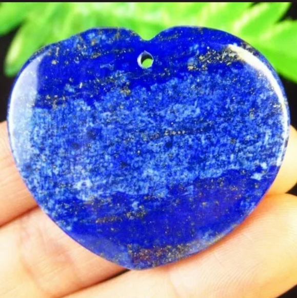 New Natural Lapis Lazuli Heart Shaped Pendant. - Picture 1 of 1